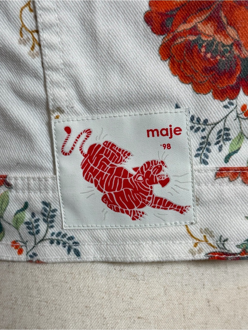 Maje Viflor Floral Denim Jacket White Red Print Stretch Cotton FR 36 Small - Picture 12 of 16